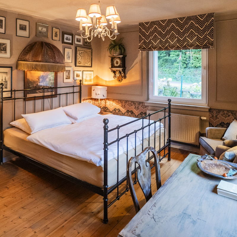 Branchen Schlafzimmer mit Doppelbett
