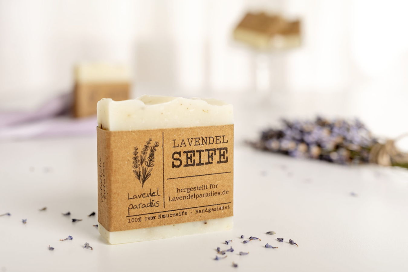 Lavendelseife mit Verpackung „Lavendelparadies“